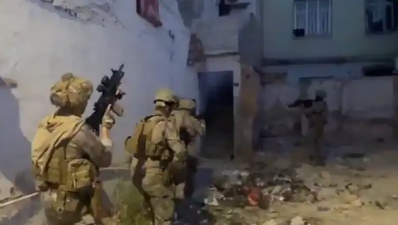 75 İlde Uyuşturucu Operasyonunda 2 Bin 311 Şüpheli Yakalandı