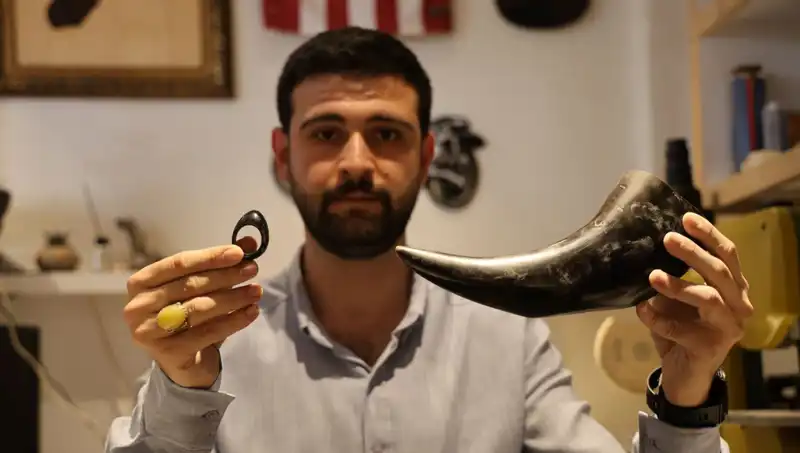 Türk Savaşçıların Tarih Boyu Kullandığı Özel Ekipman: Manda Boynuzu