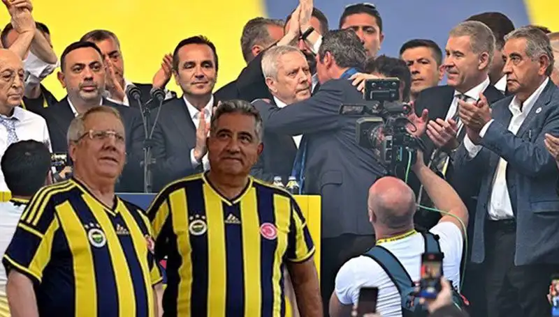 Aziz Yıldırım'ın Ekibinden Ali Koç'a İstifa Çağrısı ve Yeni Adaylık Açıklaması