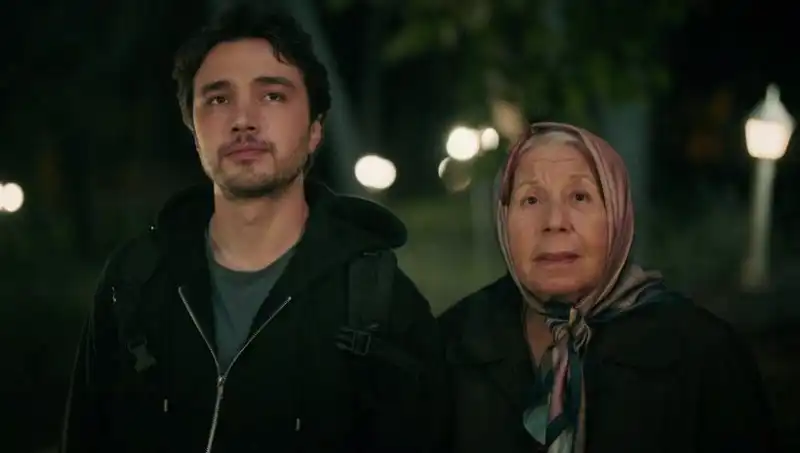 Aile Saadeti Dizisi: İlk Bölüm Tarihiyle İzleyicileri Heyecanlandırıyor!
