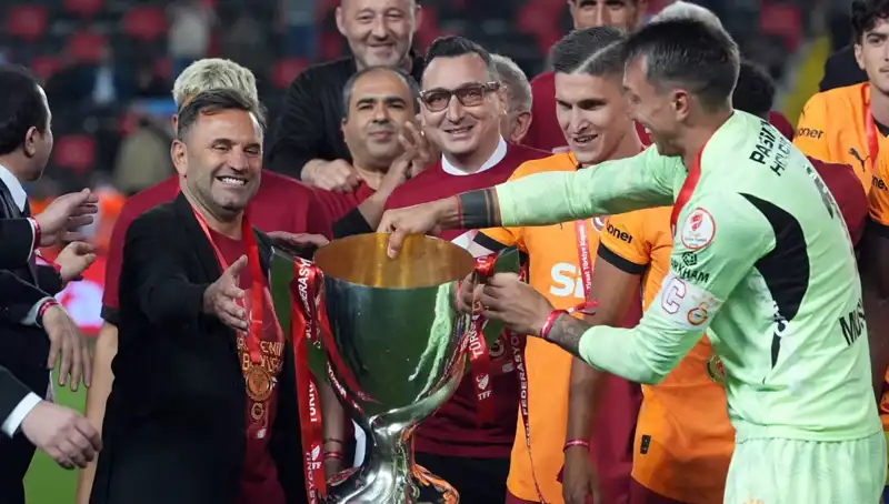 Okan Buruk, Galatasaray’ın Geleceği İçin Hedeflerini Açıkladı