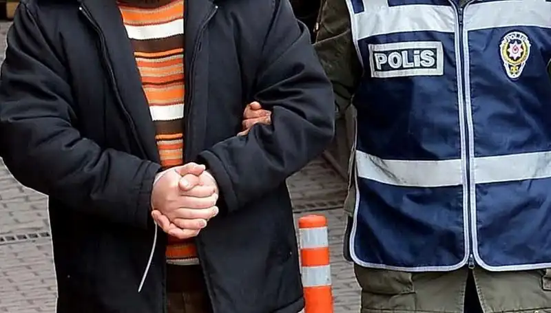 25 Yıl Hapis Cezasıyla Aranan Şüpheli Villa Operasyonuyla Ele Geçirildi