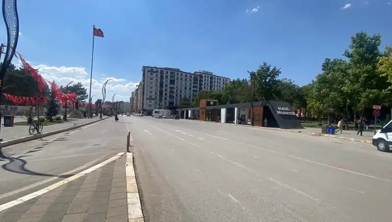 Elazığ'da Sokaklar Hızla Boşaldı: Nedenleri ve Sonuçları