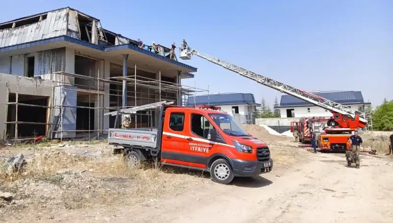 Gölbaşı’nda Villalar Kül Olma Eşiğine Geldi: Yangın Alarmı