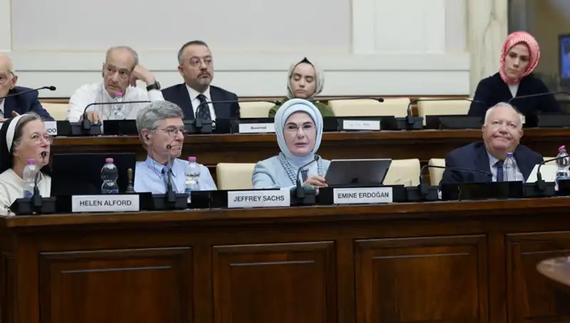 Emine Erdoğan'dan Vatikan'da Etkileyici Mesaj: "Dünya 5'ten Büyüktür"