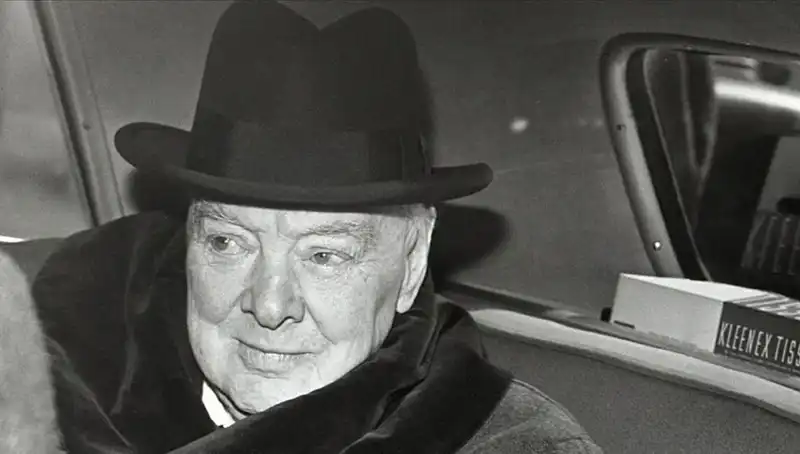 Tarihi Churchill Bekar Evi Satışta: 3,75 Milyon Sterlin