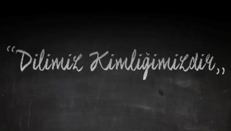 Türk Dil Bayramı: Anlamı ve Kutlama Mesajları ile Gelen Güzellik