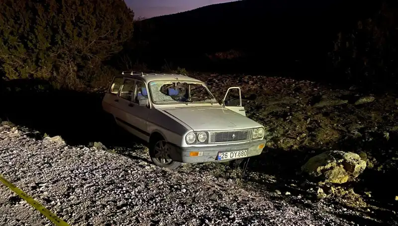 Afyonkarahisar'da Devrilen Araç Kazası: Sürücü Hayatını Kaybetti!