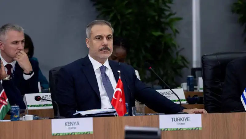 Bakan Fidan BRICS Zirvesi'nde Yapay Zeka Meselesine Dikkat Çekti