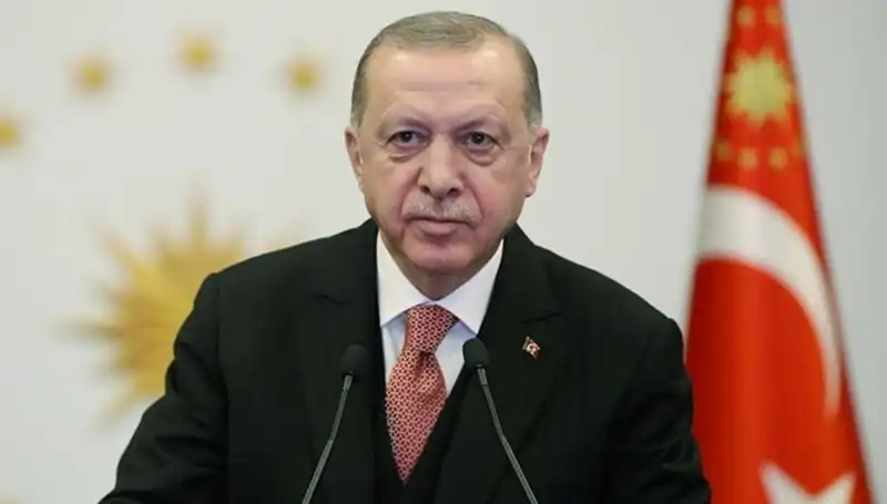 Cumhurbaşkanı Erdoğan, NATO Zirvesi’nde Stratejik Hamleler İçin Sahnede