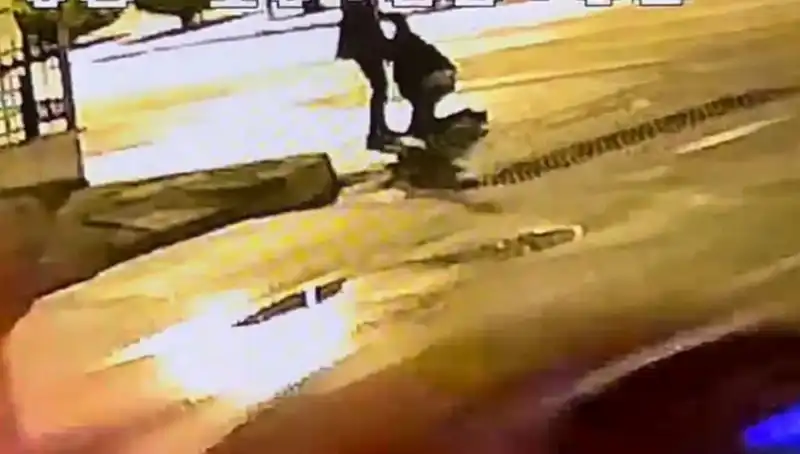 Sokak Ortasında Yığılan Adamın Ardındaki Sahte Alkol Faciası