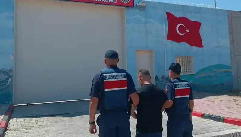 Afyonkarahisar’da Yakalanan 9 Suçlu, Güvenlik Güçleri Tarafından Ele Geçirildi!