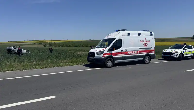 Edirne'de Devrilen Araçta Yaralanan Sürücü ve Eşinin Durumu Nedir?