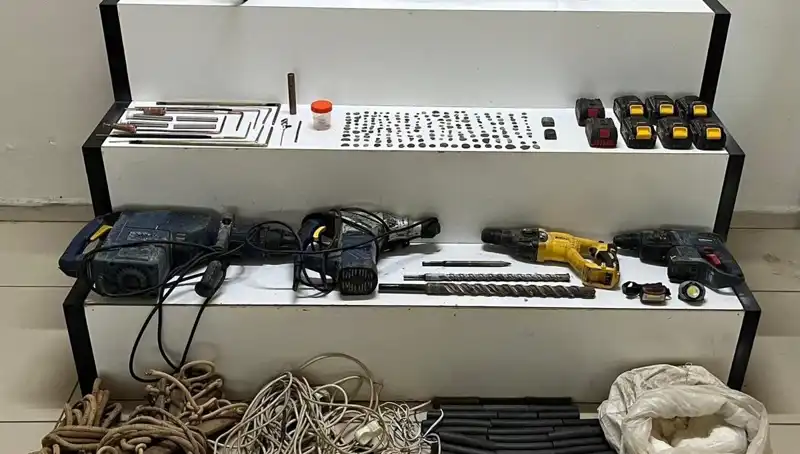 Balıkesir'de Tarihi Eser ve Patlayıcı Madde Operasyonu