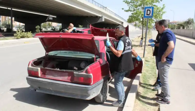 Hırsızlık Yönteminde Yenilik: Aracın Yakıtı Bitince Yeni Araç Çaldı!