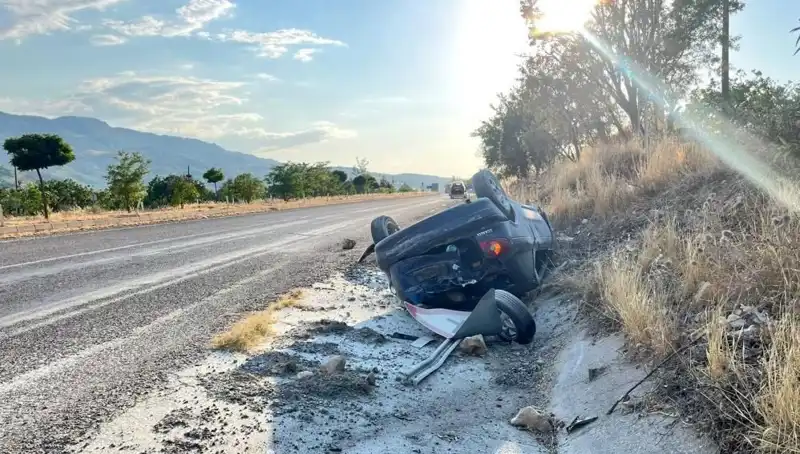 Adıyaman'da Meydana Gelen Kaza: Otomobil Takla Attı, Yaralılar Var!