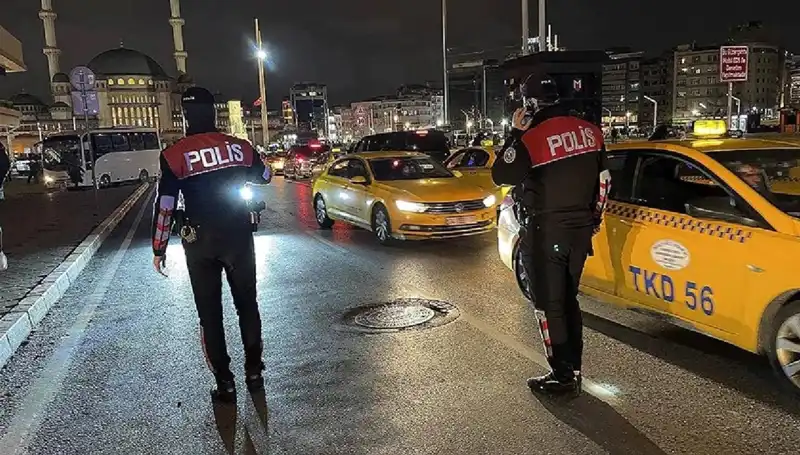 İstanbul'da Huzur Operasyonu: Gözaltına Alınan 873 Kişiyle Suç Oranları Düşürülecek mi?